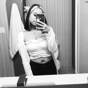 Meet your Posher, Violet